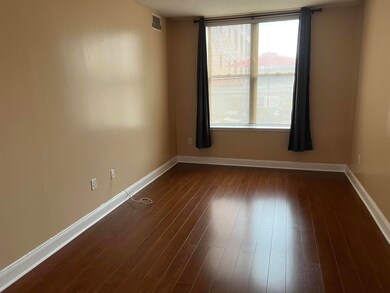 The Park City Grand unit 2i, Union City, NJ 07087 - photo 3