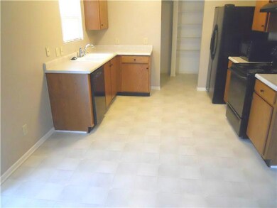 3010 Weald St, Whiteland, IN 46184 - photo 5