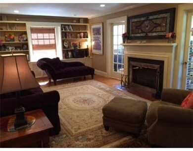 60 Fisher Ave unit H, Newton Highlands, MA 02461 - photo 4