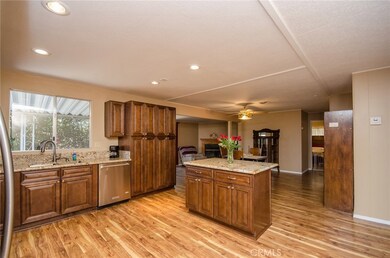 24391 Wagon Wheel Ln, Wildomar, CA 92595 - photo 7