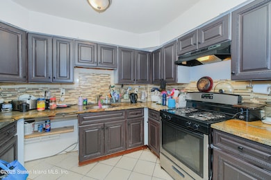 163 Boyd St, Staten Island, NY 10304 - photo 5
