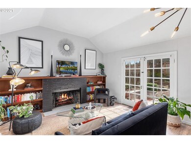 242 N Lombard St, Portland, OR 97217 - photo 4