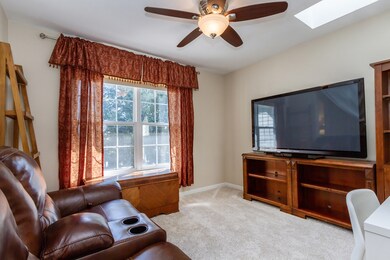 1612 Grove Ave unit 1C1612, Schaumburg, IL 60193 - photo 2