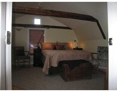 178 Pleasant St unit 3, Marblehead, MA 01945 - photo 6