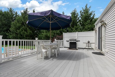 205 Cherry Tree Ln Middletown-large-034-