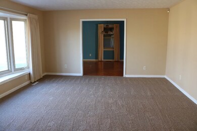 262 Martin Rd, Crossville, TN 38555 - photo 2