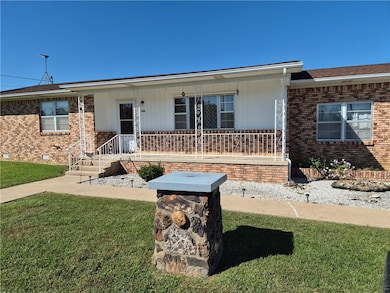 504 W 6th St, Green Forest, AR 72638 - photo 3