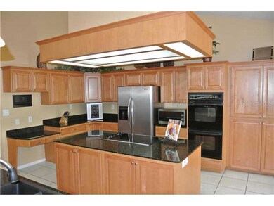 2823 Sandpiper Place, Clearwater, FL 33762 - photo 2