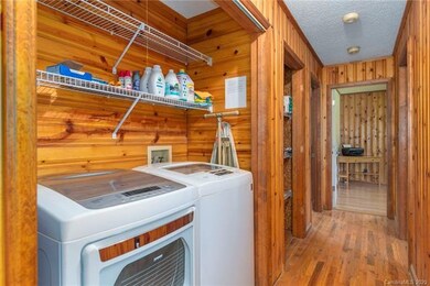 118 Victory Ln, Burnsville, NC 28714 - photo 7