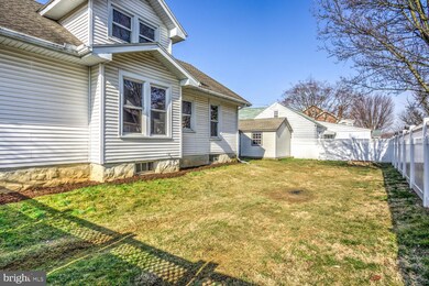 101 N Custer Ave, New Holland, PA 17557 - photo 7