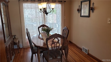 Formal dining room
