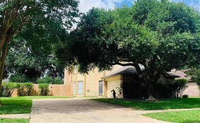 8619 Pine Falls Dr, Houston, TX 77095 - photo 2