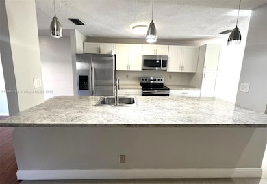 8249 NW 8th Place unit 4, Plantation, FL 33324 - photo 2