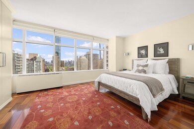 The 3 Lincoln Center unit 31D, New York, NY 10023 - photo 6