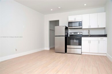 4105 N Ocean Dr unit 4, Lauderdale By the Sea, FL 33308 - photo 2