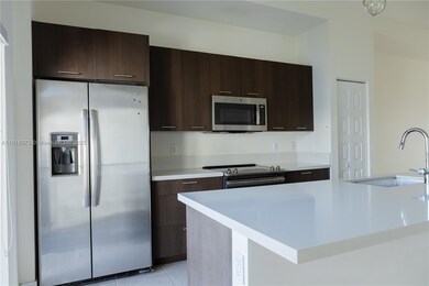 8039 NW 104th Ave unit 33, Doral, FL 33178 - photo 4