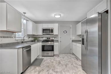 5822 Longview St SW, Massillon, OH 44646 - photo 6