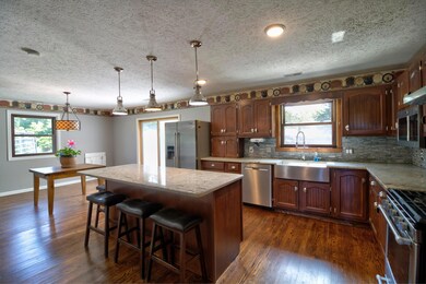8kitchen1