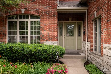 311 N Walnut St, Elmhurst, IL 60126 - photo 2
