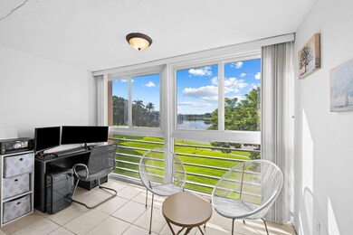 9440 Tangerine Place unit 301, Davie, FL 33324 - photo 5