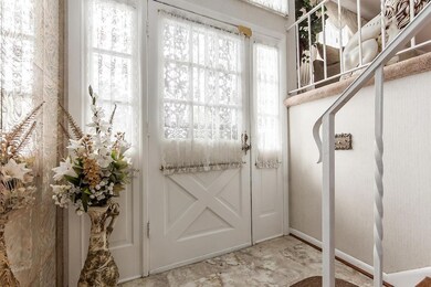 unlisted-address, Columbus, OH 43204 - photo 5