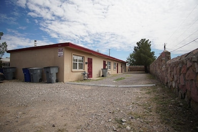 4014 Lincoln Ave unit 4, El Paso, TX 79930 - photo 2