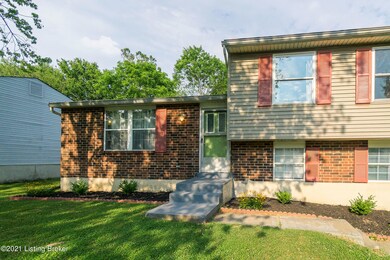 8215 Sealston Dr, Louisville, KY 40228 - photo 4