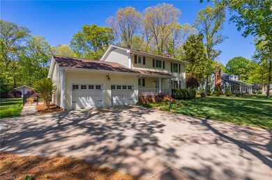 2555 Hickory Dr, Asheboro, NC 27205 - photo 2