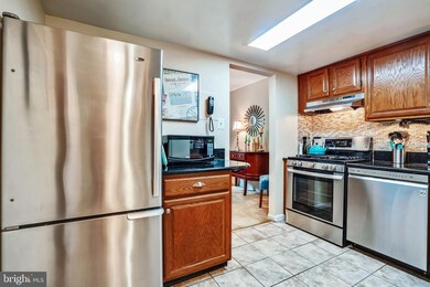 1422 Northgate Square unit 1A, Reston, VA 20190 - photo 4