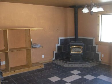 1567 Prospect Ln    Alarcon 004