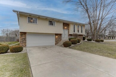9858 Mckinley St, Crown Point, IN 46307 - photo 2