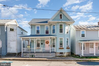 112 E Burd St, Shippensburg, PA 17257 - photo 3