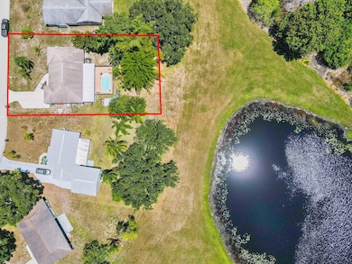 1318 SE Vestridge Ln, Port Saint Lucie, FL 34952 - photo 2