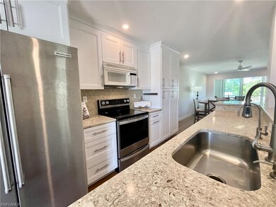 1051 3rd St S unit 302, Naples, FL 34102 - photo 4