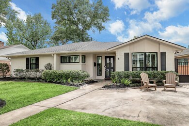 6155 Meadow Lake Ln, Houston, TX 77057 - photo 2