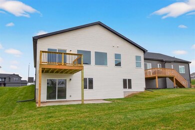 431 Stillwater Ct, West Des Moines, IA 50266 - photo 4