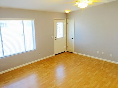 F Living Room (2)