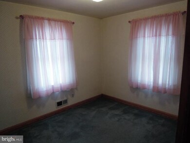 4527 Forest View Ave, Baltimore, MD 21206 - photo 7