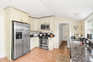 433 Union St, Rockland, MA 02370 - photo 4
