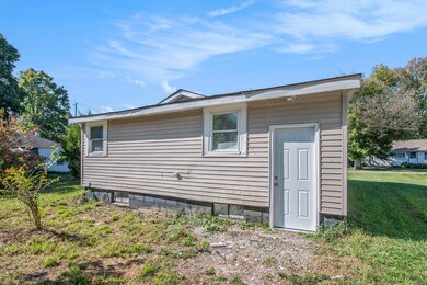 16967 Jones Lake Rd, Lansing, MI 48906 - photo 4