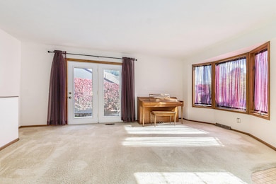 2233 Radcliff Cir SE unit 82, Grand Rapids, MI 49546 - photo 6