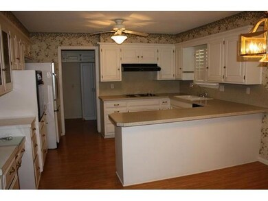 2813 Camelot Dr, Oklahoma City, OK 73120 - photo 6