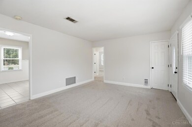 4582 Cooper Rd, Cincinnati, OH 45242 - photo 7