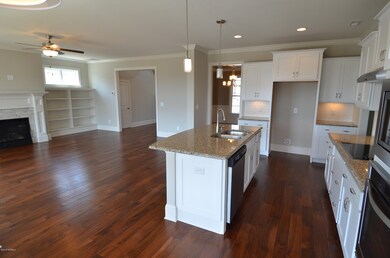 3908 Colony Woods Dr, Greenville, NC 27834 - photo 7