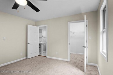 1280 Loomis Ave unit First floor, Scranton, PA 18504 - photo 3