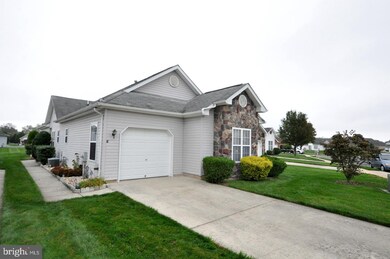 5 Spring Ln, Edgewater Park, NJ 08010 - photo 2