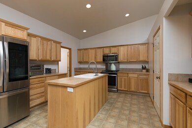 1985 NW Joshua Tree Ct, Redmond, OR 97756 - photo 5