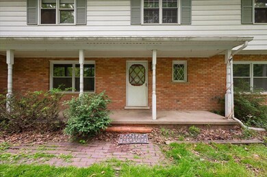 05-2100 W Delhi Rd -5