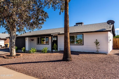 2137 E Inverness Ave, Mesa, AZ 85204 - photo 3