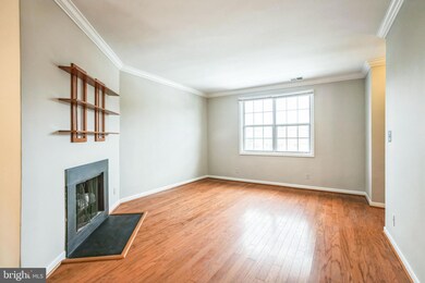 2715 S Walter Reed Dr unit C, Arlington, VA 22206 - photo 3